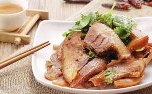 安徽芜湖繁昌区办理食品经营许可证需要哪些条件？